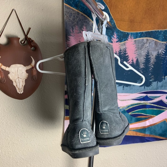 BEARPAW tall boots - Picture 2 of 5
